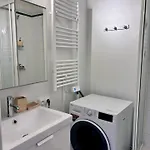 Break Apartment *