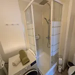Break Apartment *